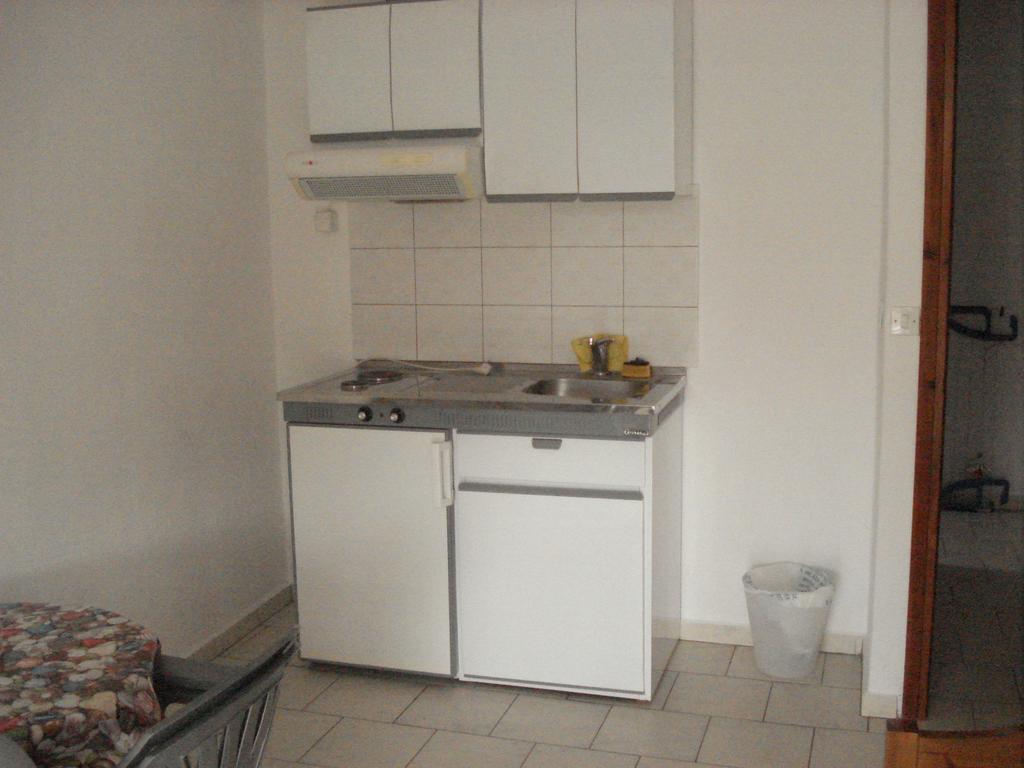 Apartments Stavroula Ηospitality Врасна Номер фото