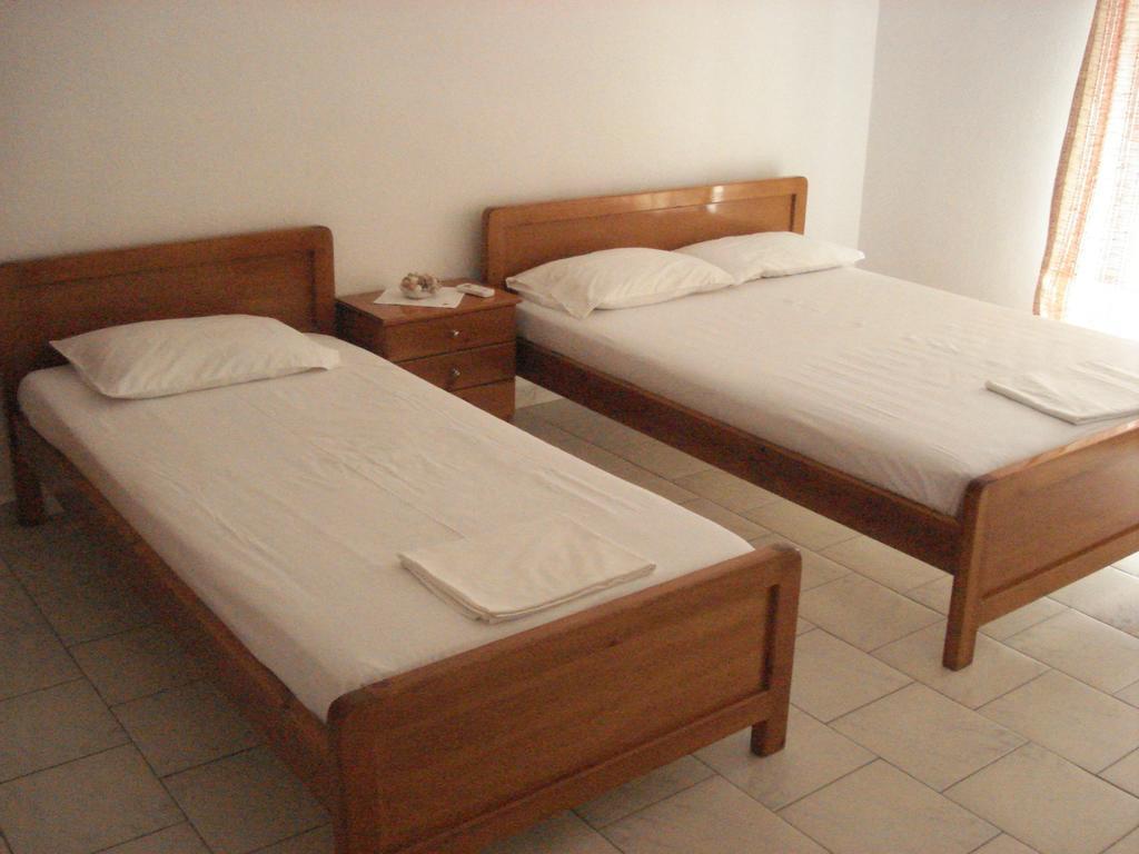 Apartments Stavroula Ηospitality Врасна Номер фото