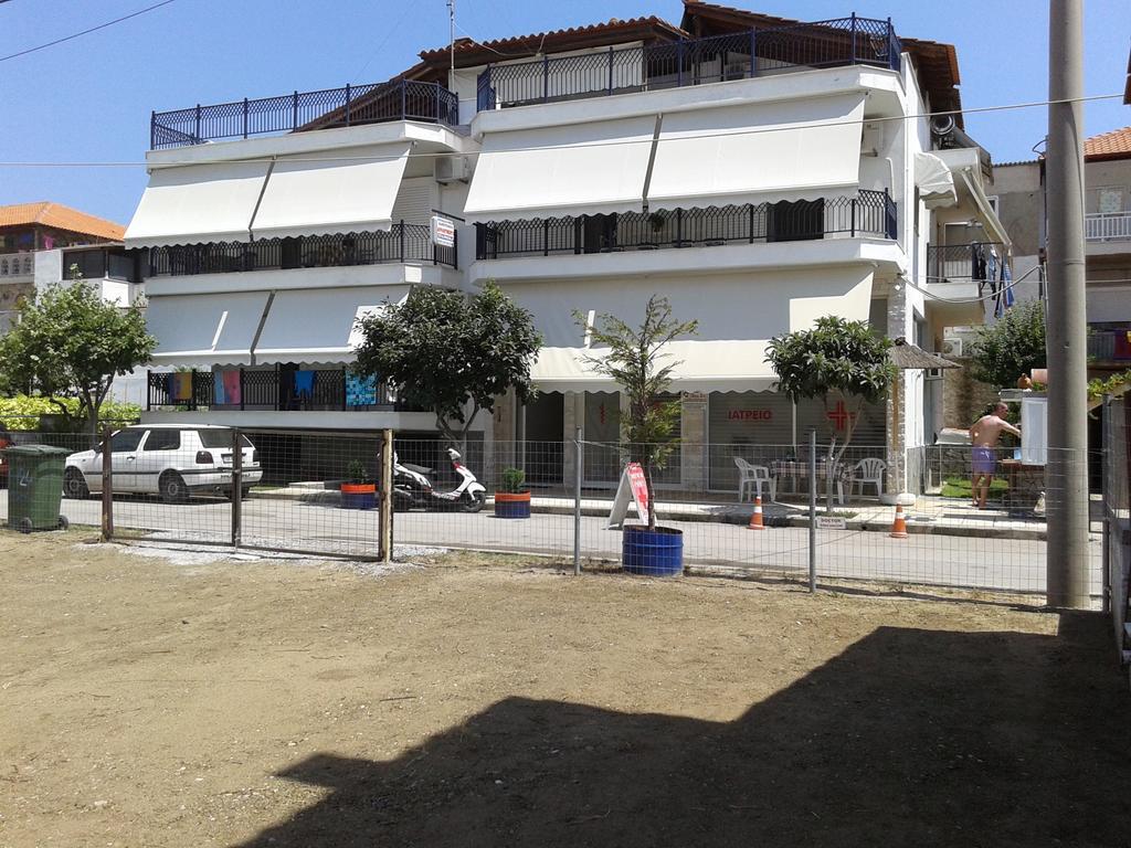 Apartments Stavroula Ηospitality Врасна Екстер'єр фото