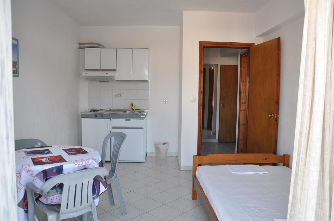 Apartments Stavroula Ηospitality Врасна Екстер'єр фото